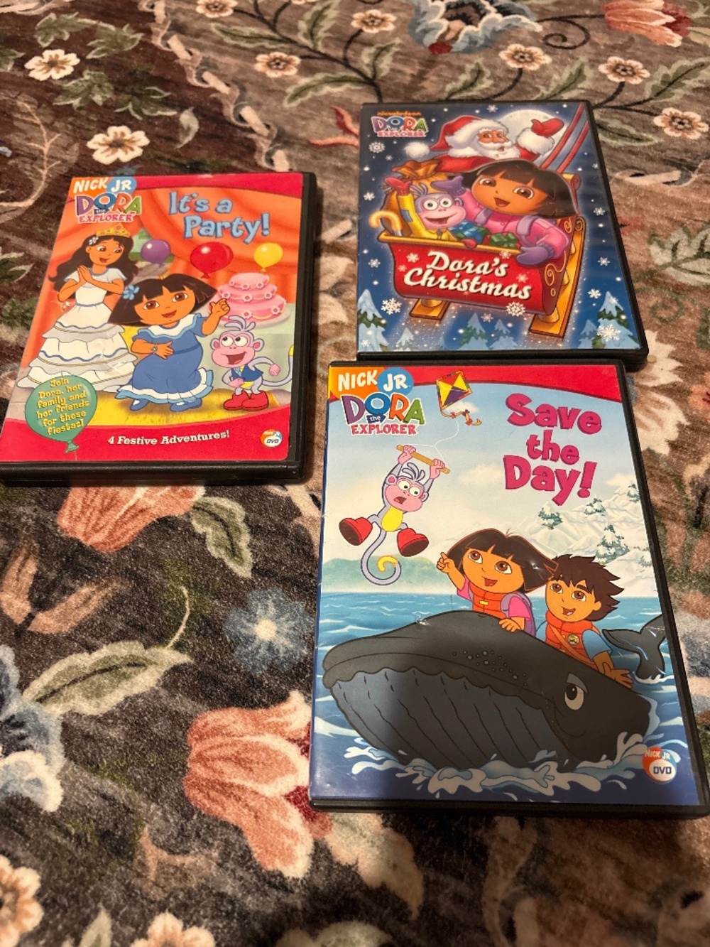 3 DORA DVDS
